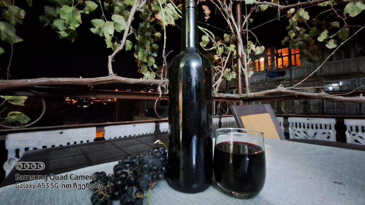 Apartment With A Nice Terrace In Old City Center Tbilisi Ngoại thất bức ảnh